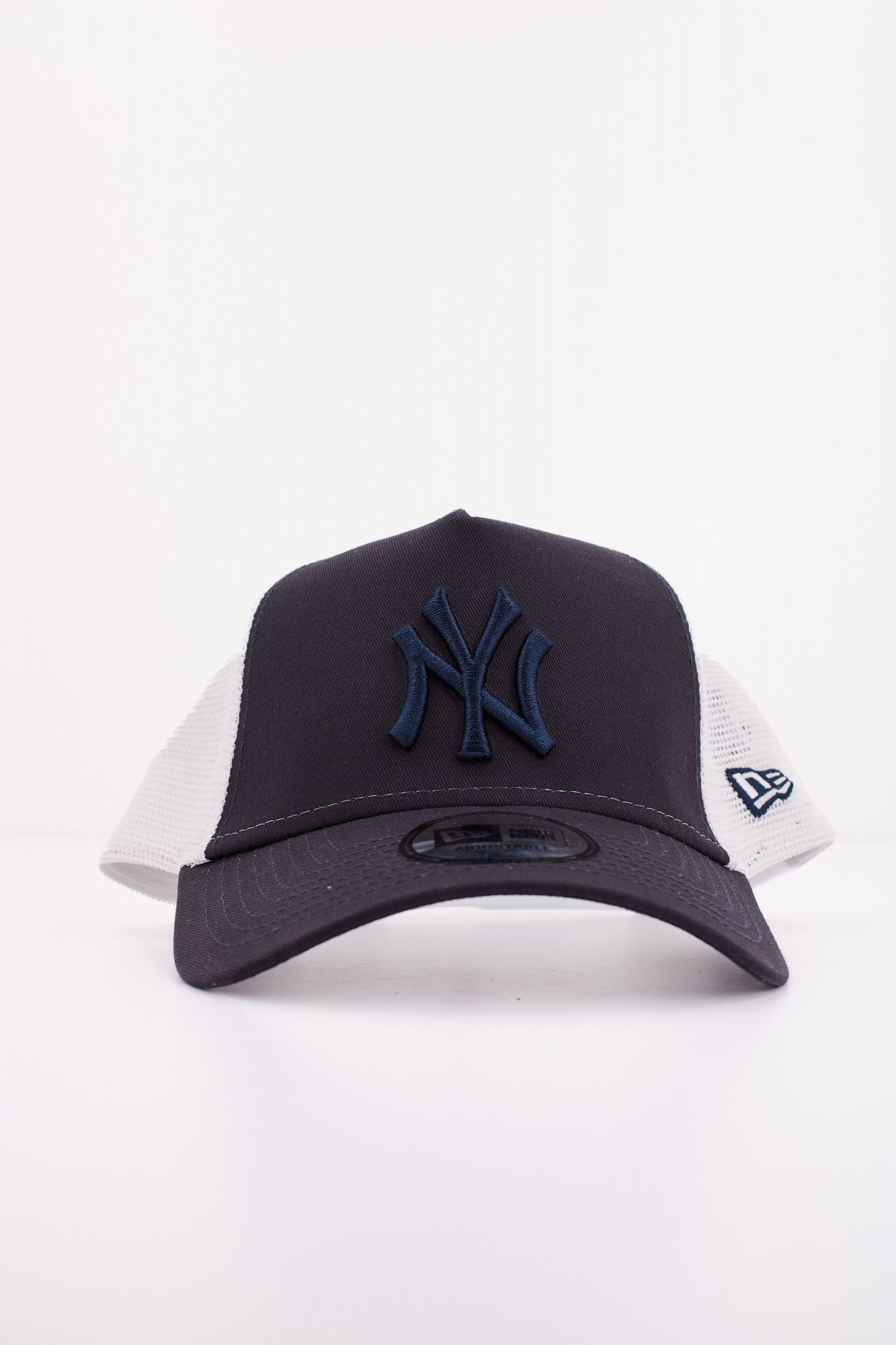 NEW ERA LEAGUE ESS TRUCKER en color AZUL (1)