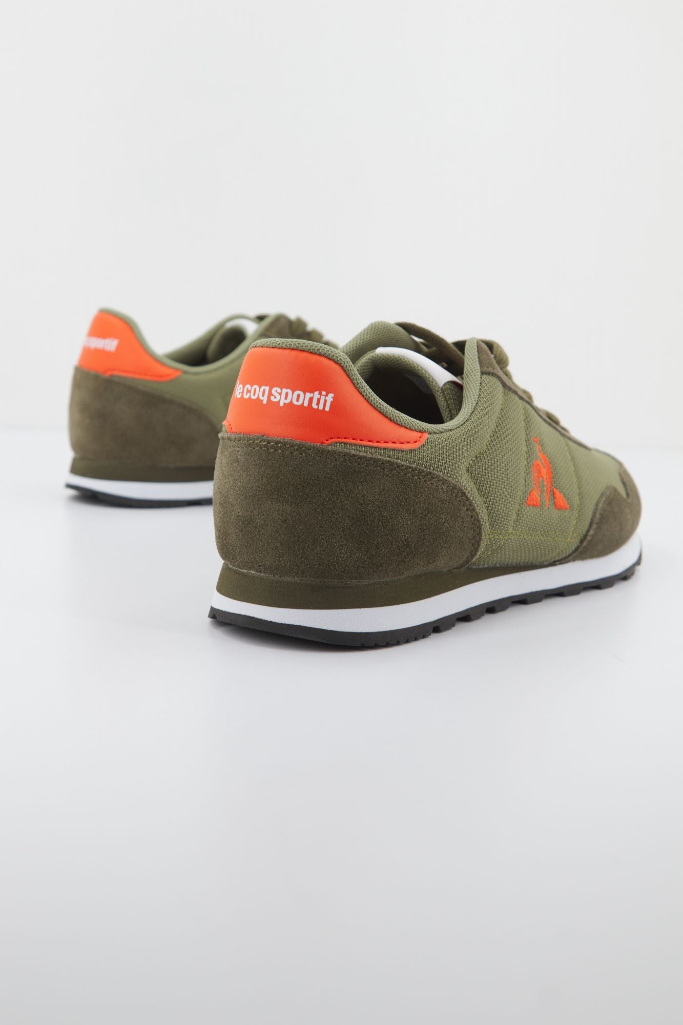 LE COQ SPORTIF ASTRA en color VERDE (3)