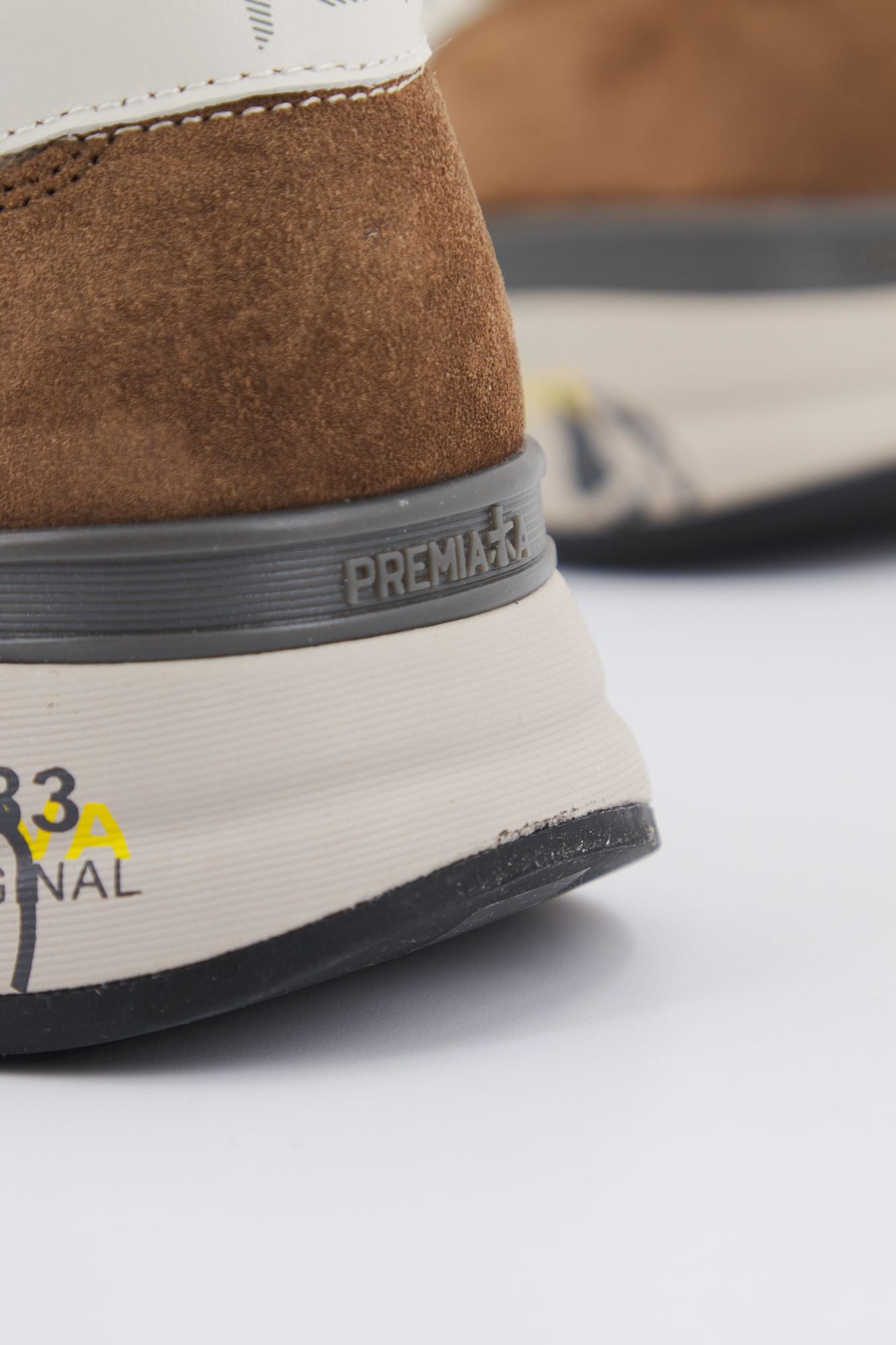 PREMIATA MICK 6172 en color MARRON (4)