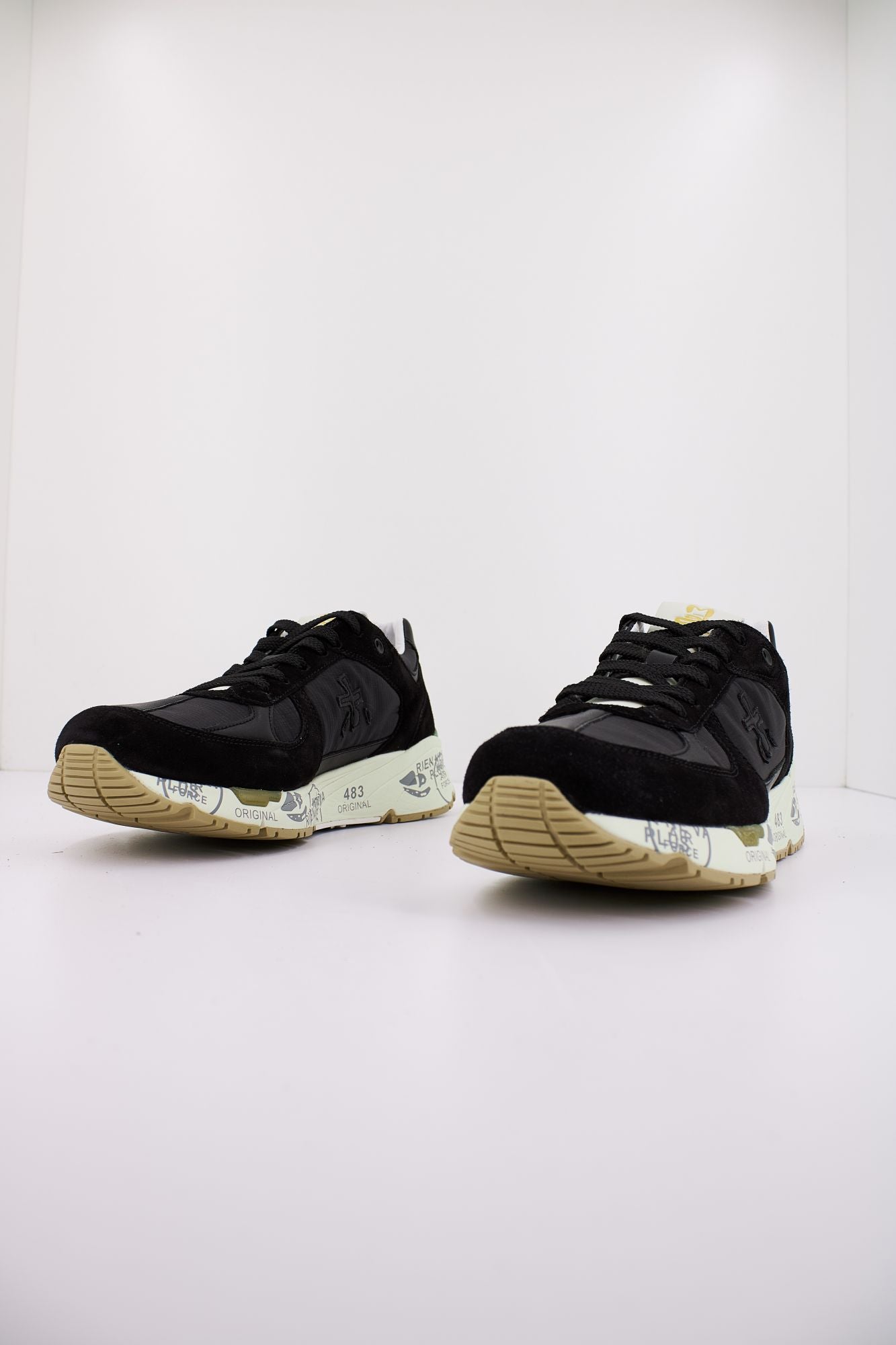 PREMIATA MASE 6624  en color NEGRO (2)