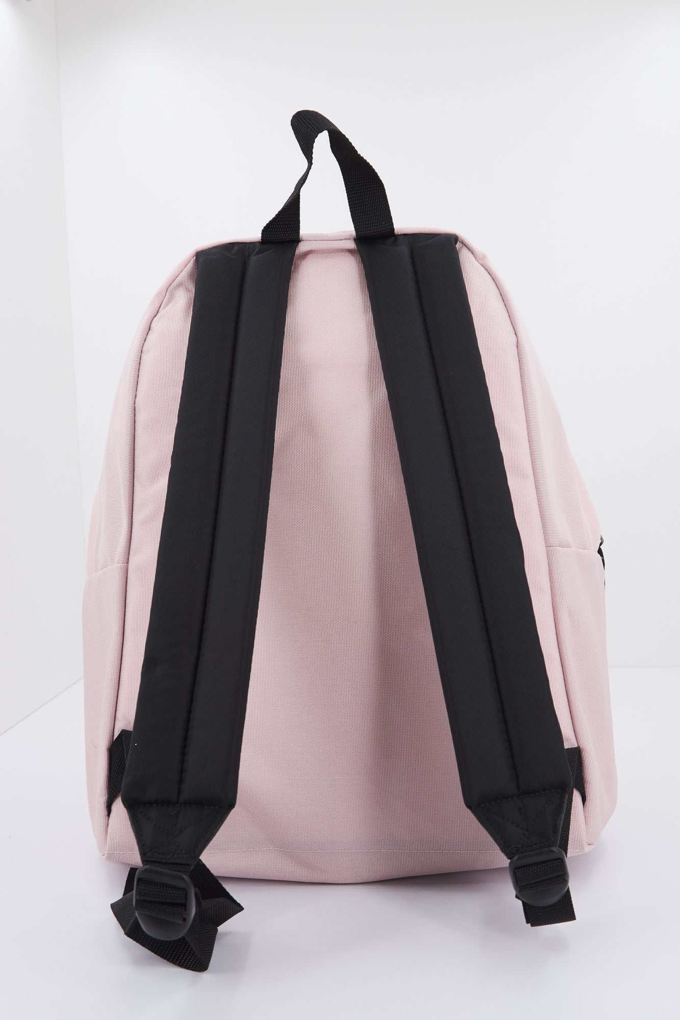 EASTPAK  PADDED PAK'R en color ROSA (3)
