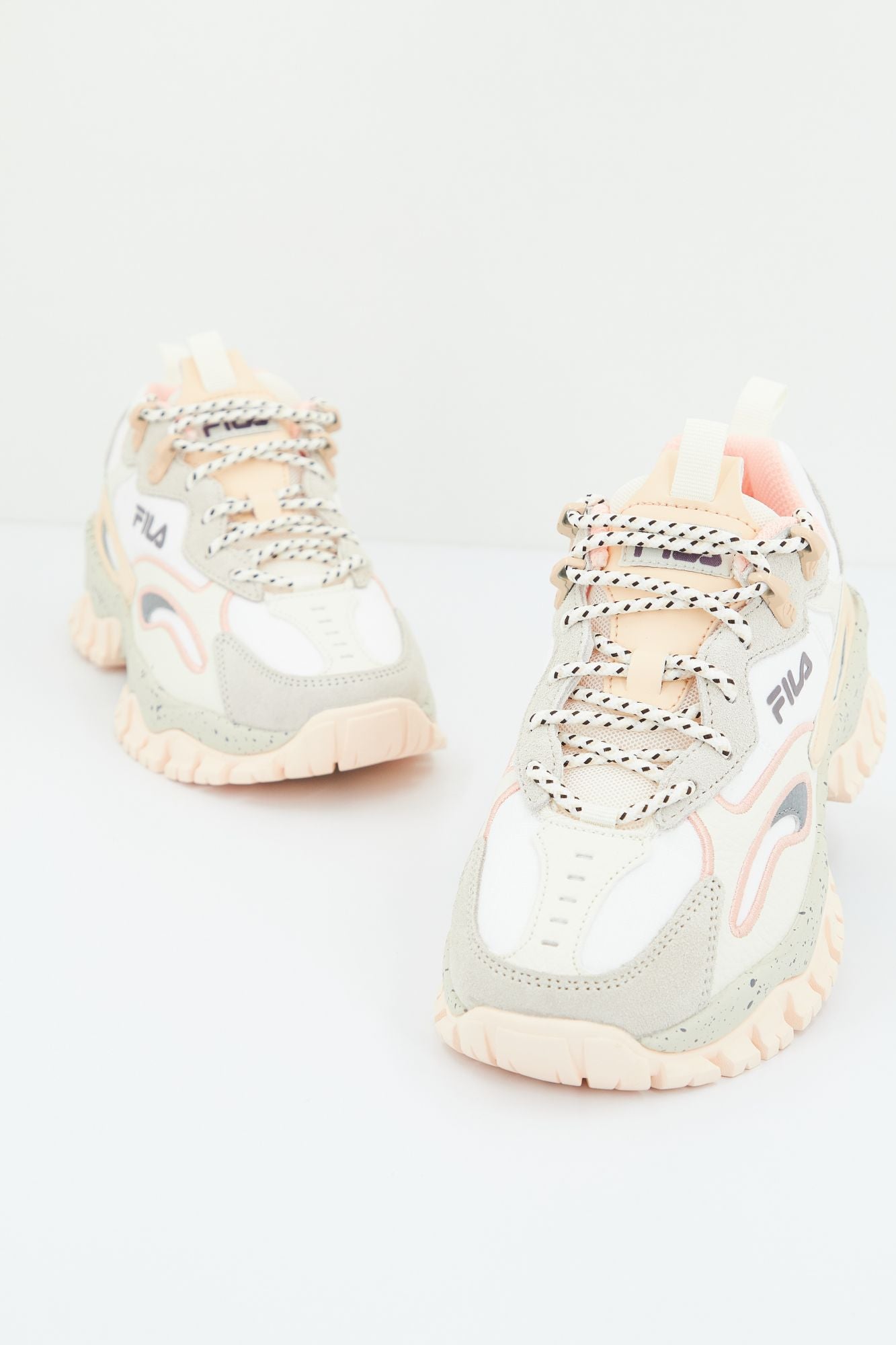 FILA RAY TRACER TR2  WMN en color MULTICOLOR (1)
