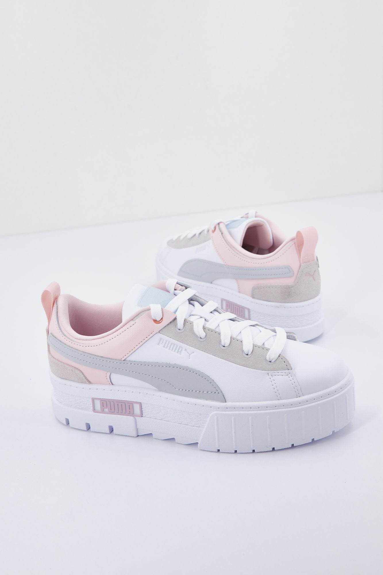 PUMA  MAYZE RAW WNS en color BLANCO (1)