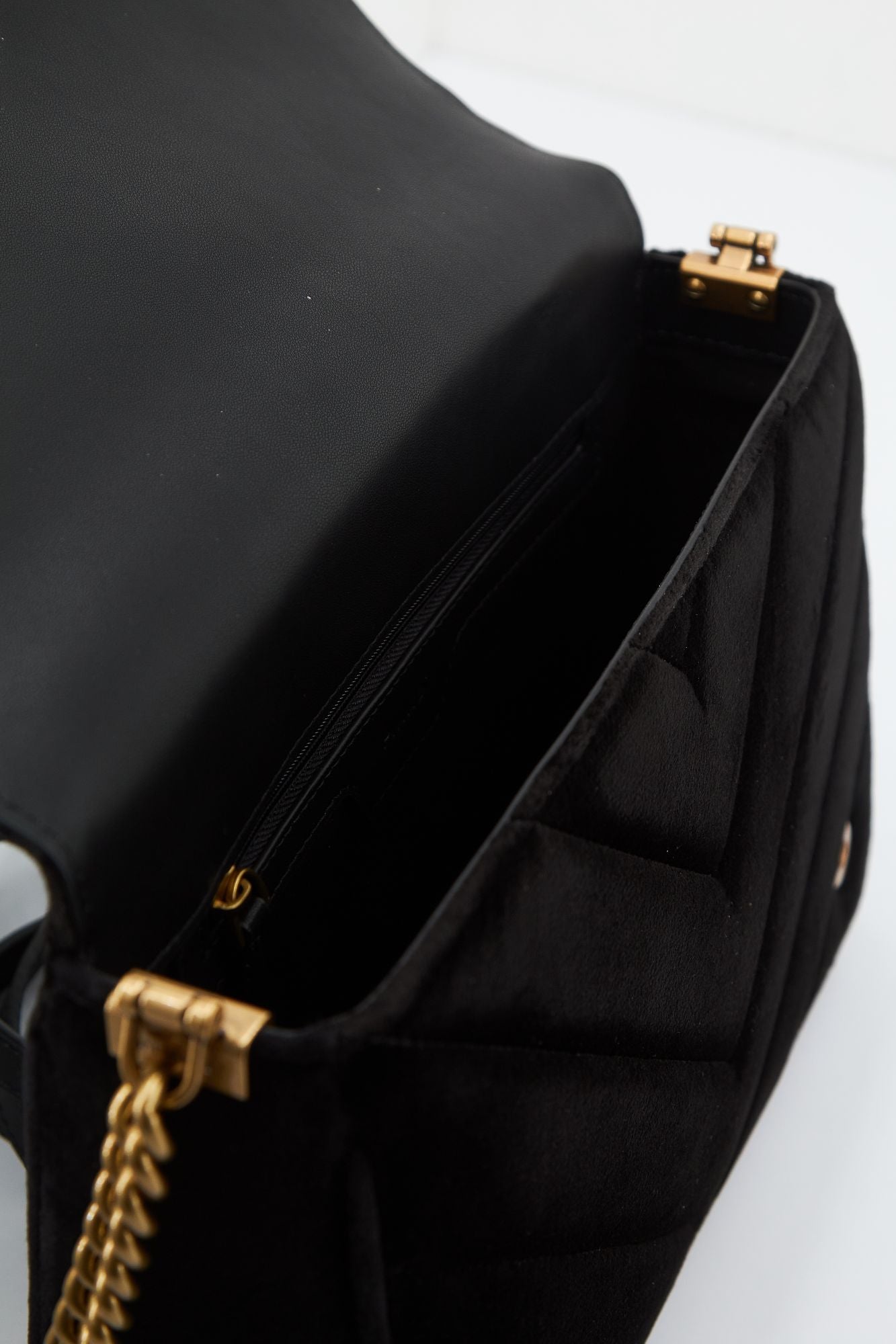 PINKO LOVE CLICK CLASSIC VELL en color NEGRO (3)