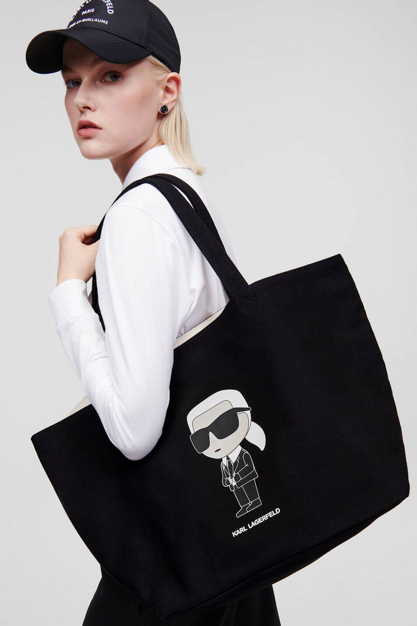 KARL LAGERFELD KARL K/IKONIK en color NEGRO (2)