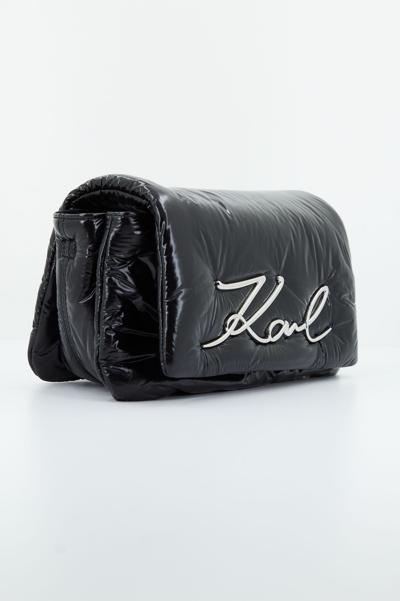 KARL LAGERFELD K/SIGNATURE SOFT SHB NYLON en color NEGRO (2)