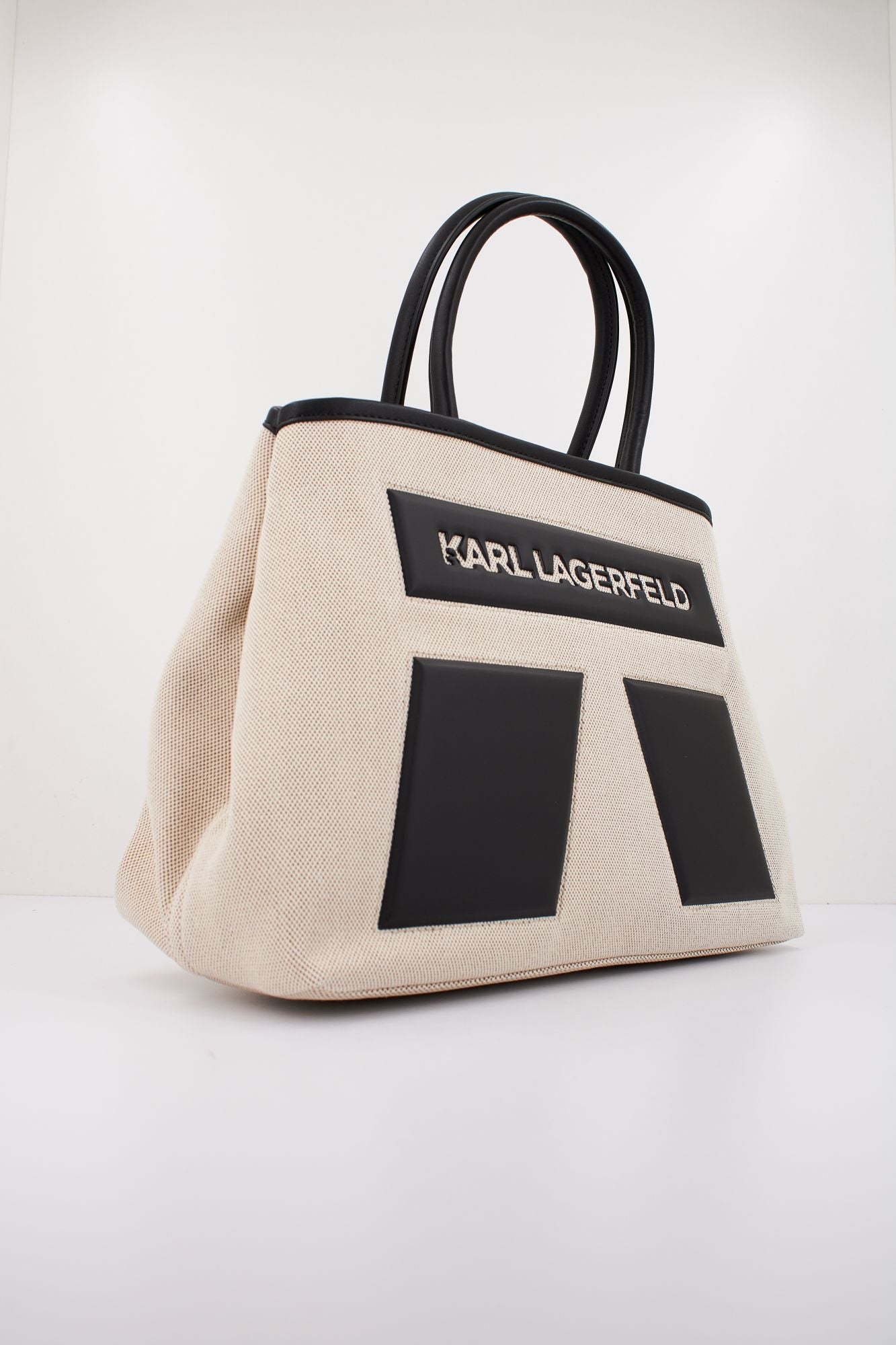 KARL LAGERFELD ICON K MD SHOPPER en color BEIS (3)