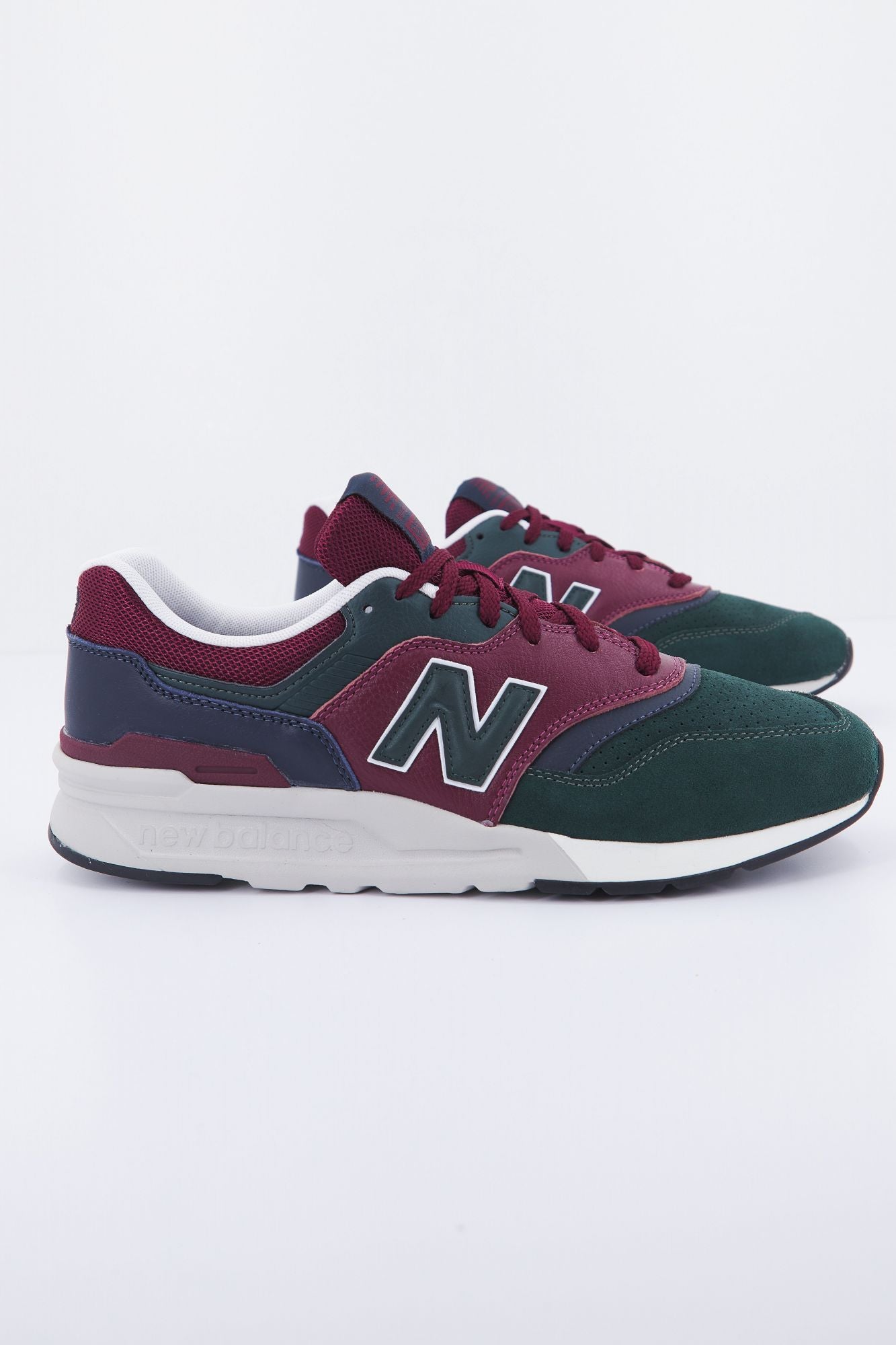 NEW BALANCE CM997 HWA  en color MULTICOLOR (2)