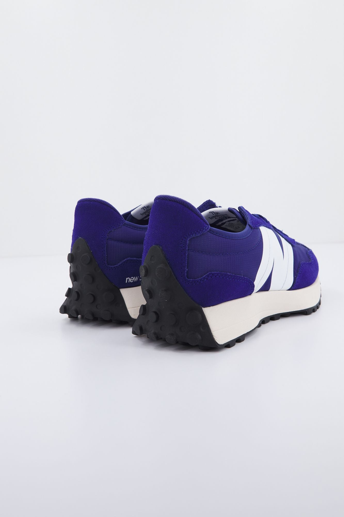 NEW BALANCE MS327 GA en color AZUL (2)