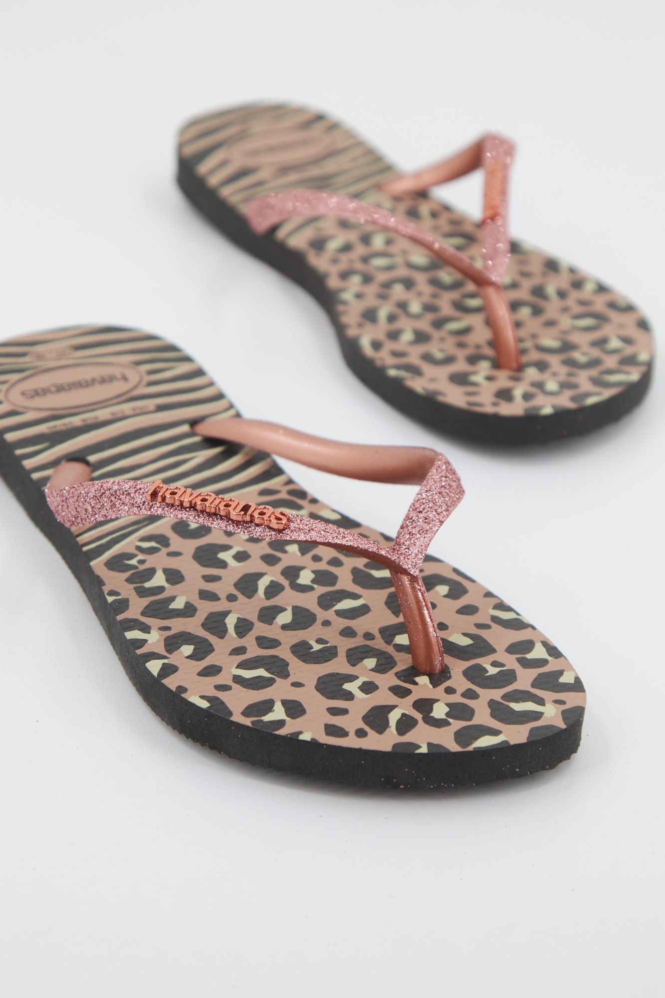 HAVAIANAS 4147964H  en color ANIMAL PRINT (2)