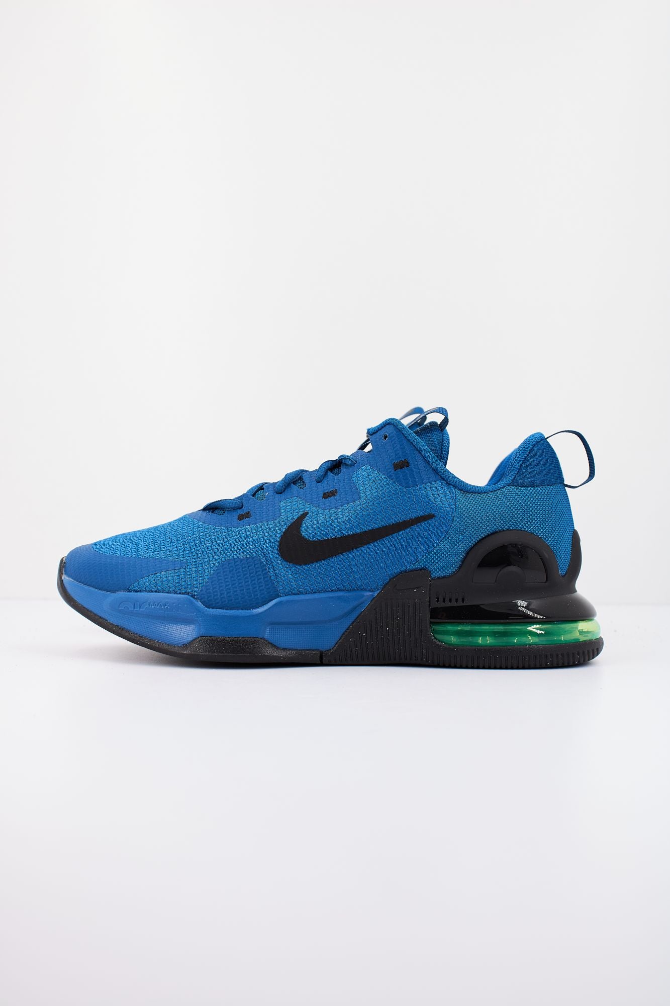 NIKE ALPHA TRAINER 5 en color AZUL (1)