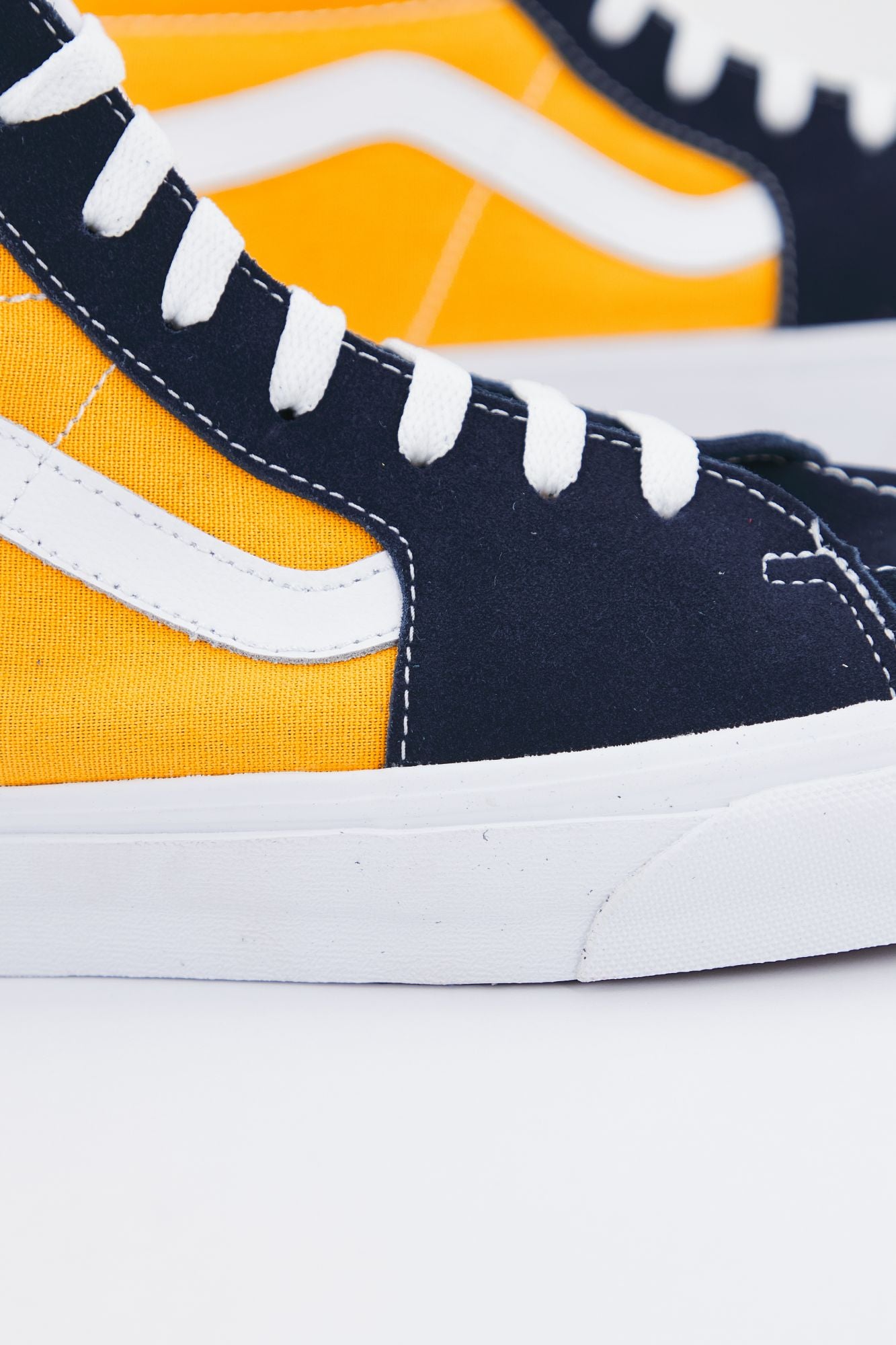 VANS  UA SK8-HI en color AZUL (4)