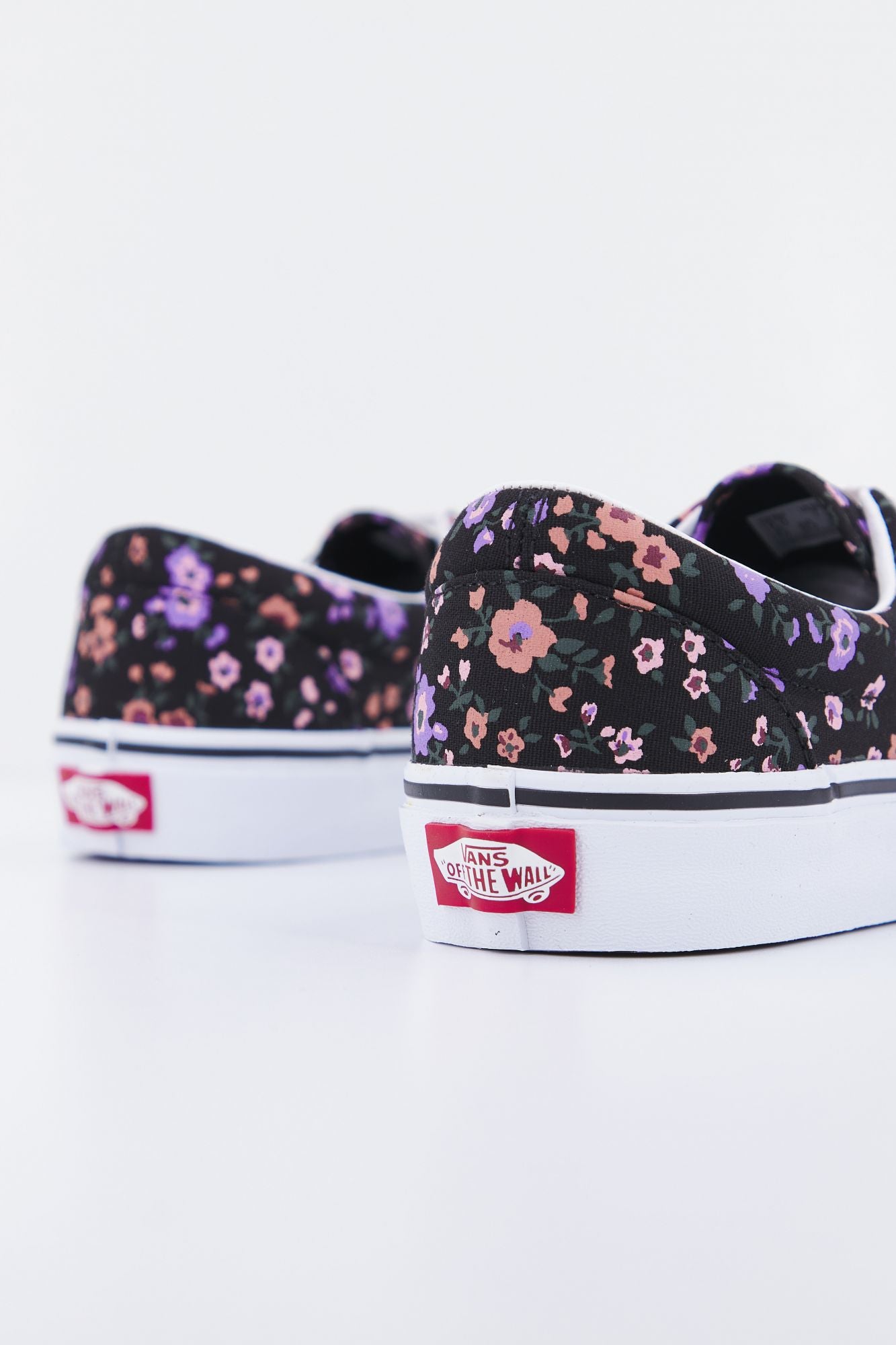 VANS  UA ERA en color FLORAL (3)