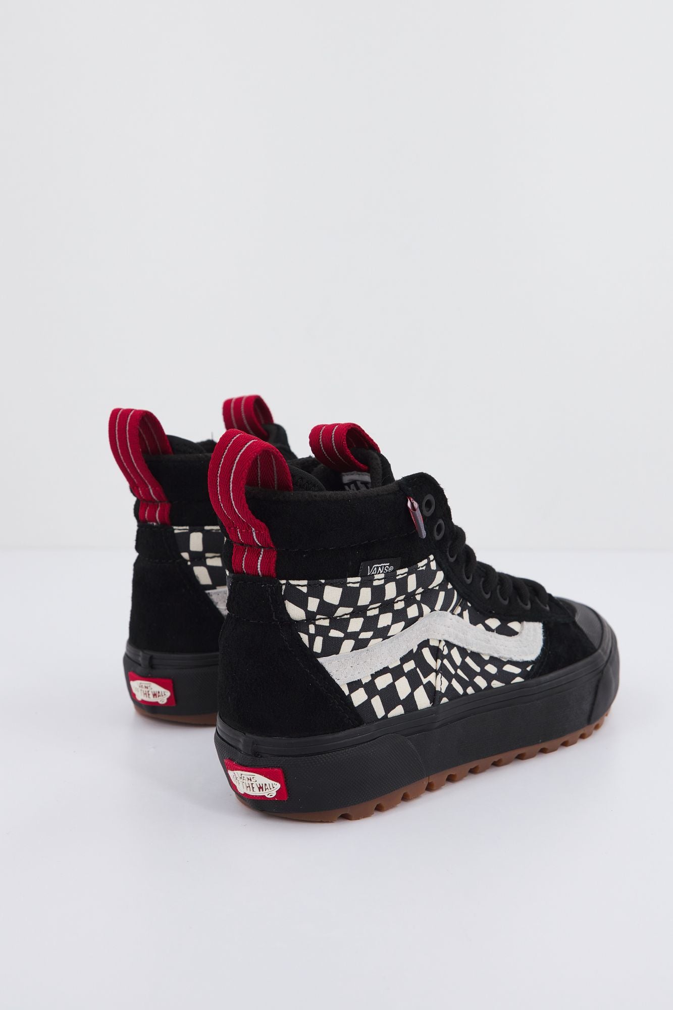 VANS SK8-HI MTE-2 en color NEGRO (3)