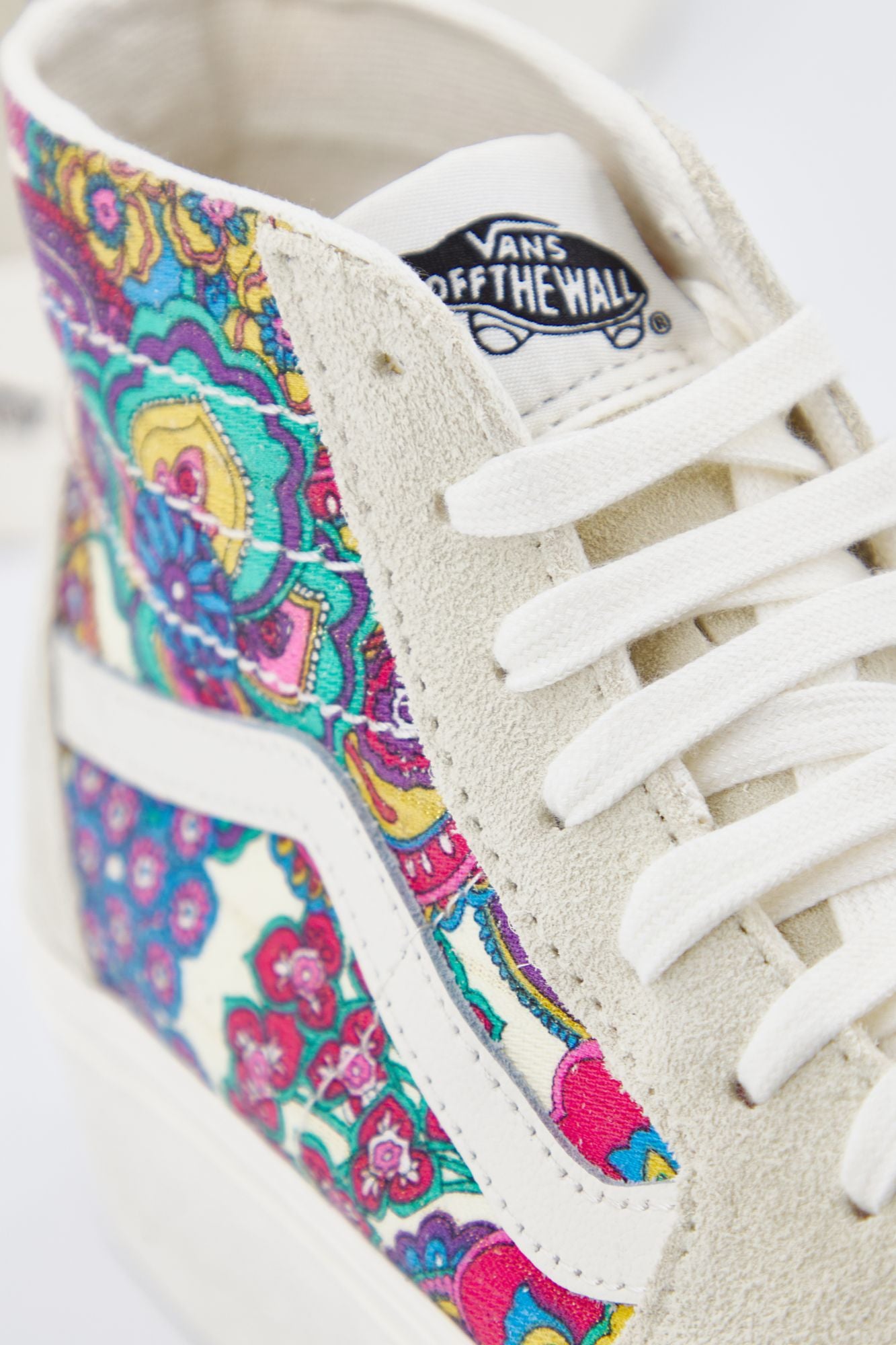 VANS UA SK8-HI en color BEIS (4)