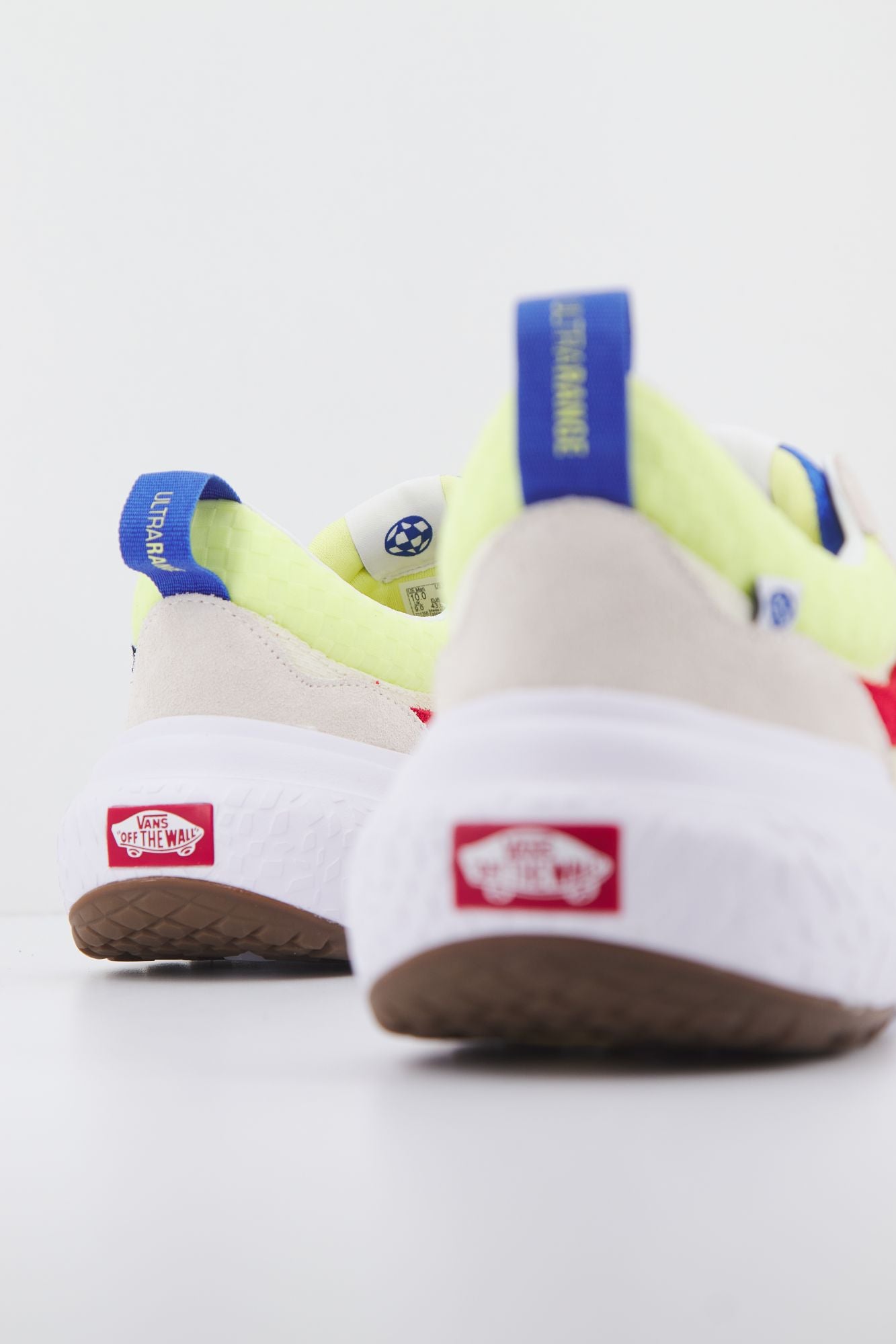 VANS ULTRARANGE NEO VR3 en color MULTICOLOR (3)