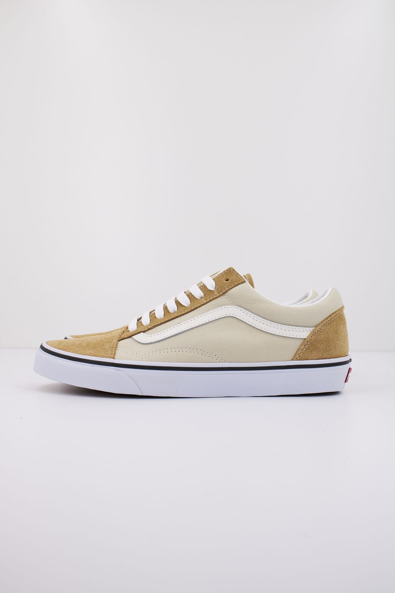 VANS OLD SKOOL en color MARRON CLARO (1)