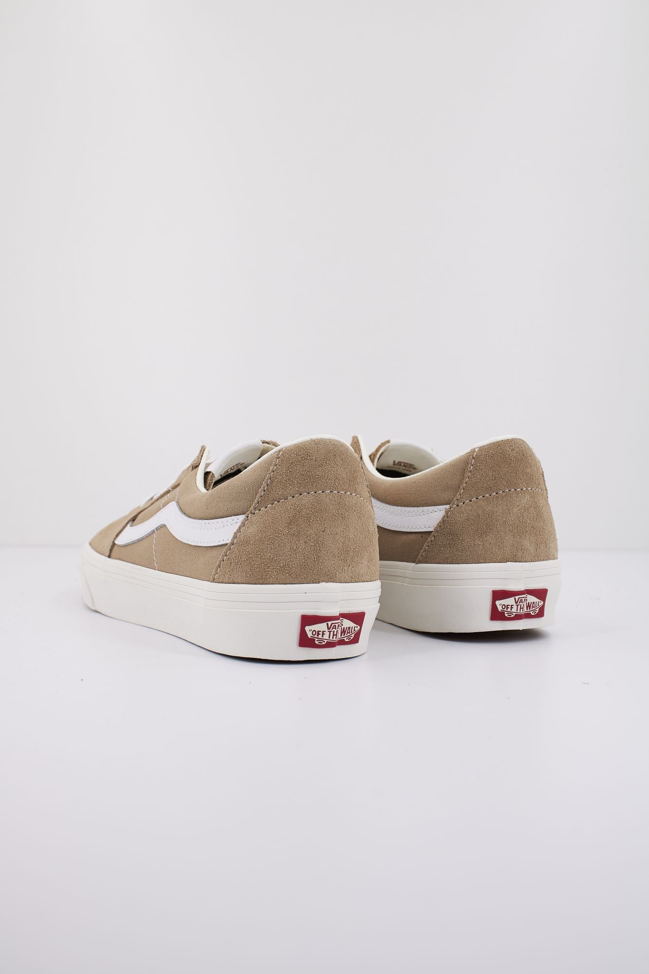 VANS SK8-LOW en color BEIS (3)