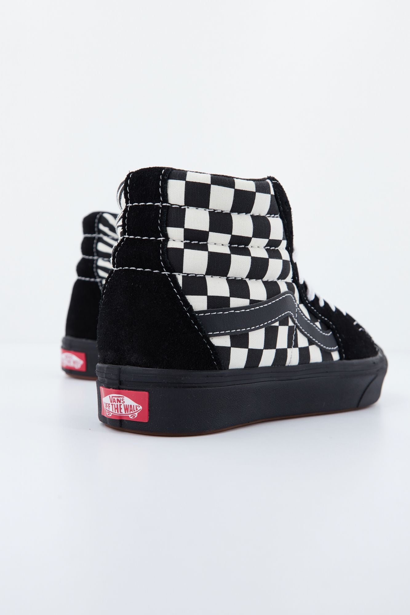 VANS  UA COMFYCUSH SK8-HI en color NEGRO (3)
