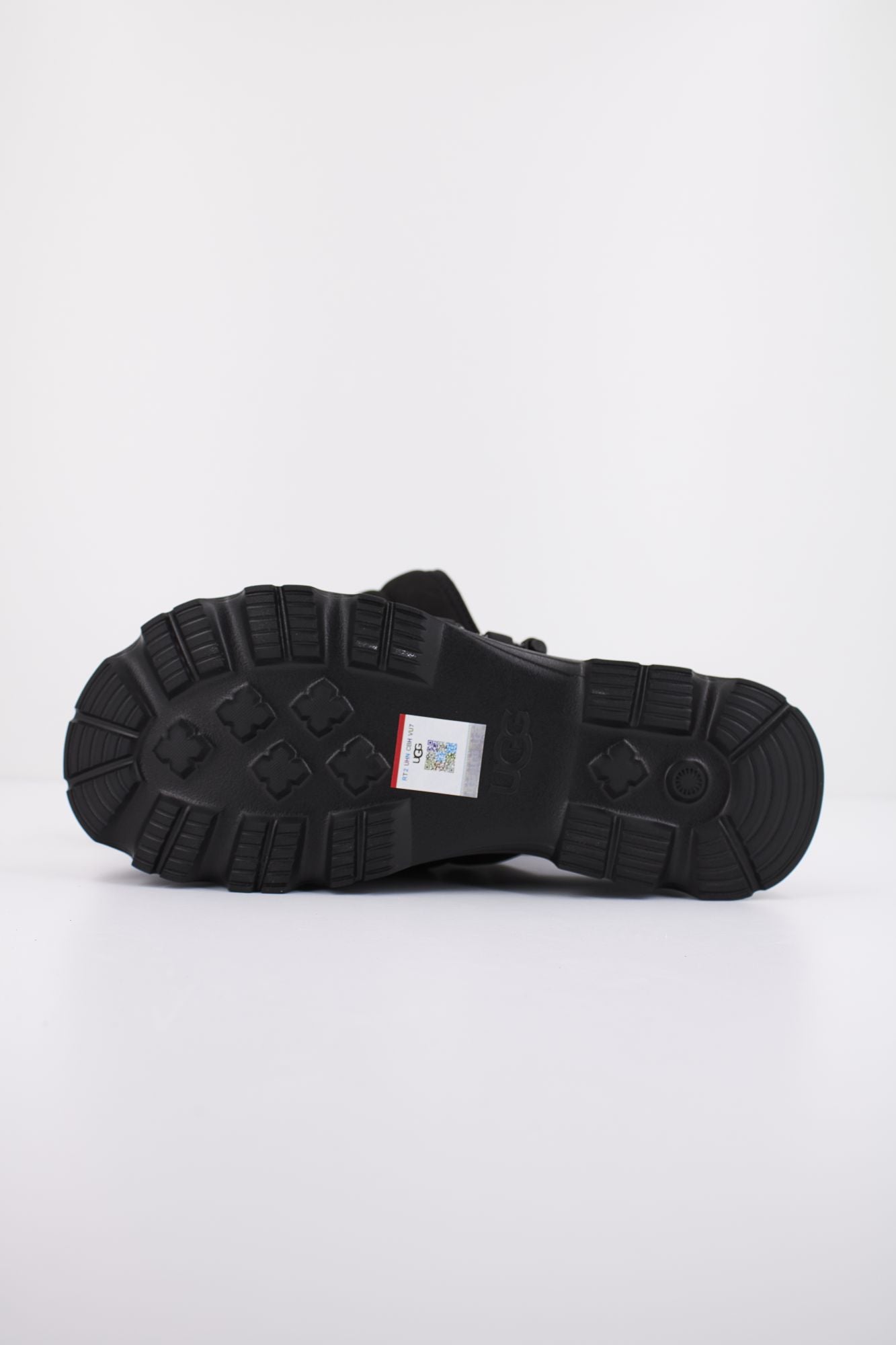 UGG CALLIE en color NEGRO (4)